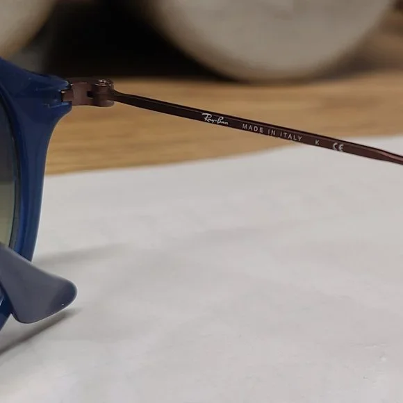 Authetic Ray-Ban, - Picture 4 of 4